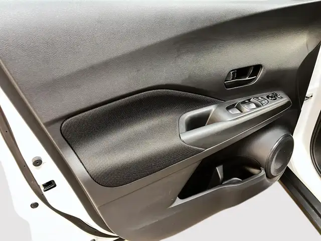 2022 Nissan Kicks in Cars & Trucks in Laval / North Shore - Image 23