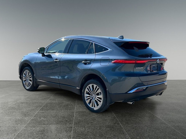 2024 Toyota Venza XLE / Heated Seat and Steering wheel / Hail Da in Cars & Trucks in Calgary - Image 4