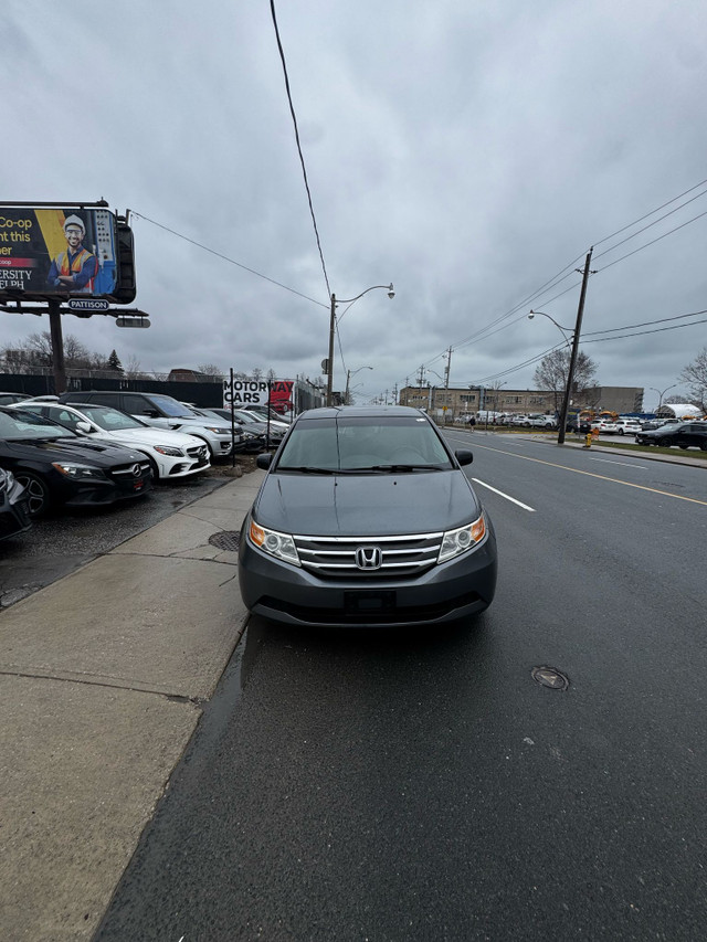 2011 Honda Odyssey EX in Cars & Trucks in City of Toronto - Image 2