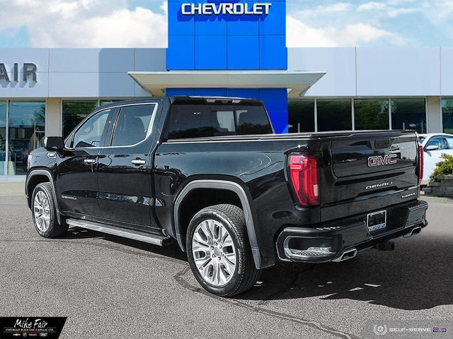 2021 GMC Sierra 1500 Denali keyless start/open,rear camera mi... in Cars & Trucks in Ottawa - Image 4