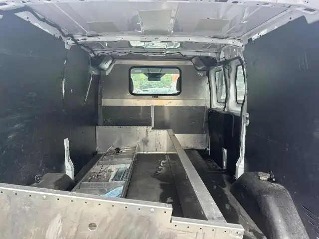 2016 FORD Transit 150 in Cars & Trucks in Laval / North Shore - Image 9