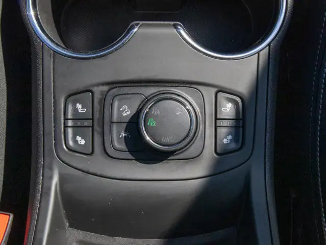 2024 GMC Terrain SLT - Lane Keeping Assist in Cars & Trucks in Belleville - Image 43