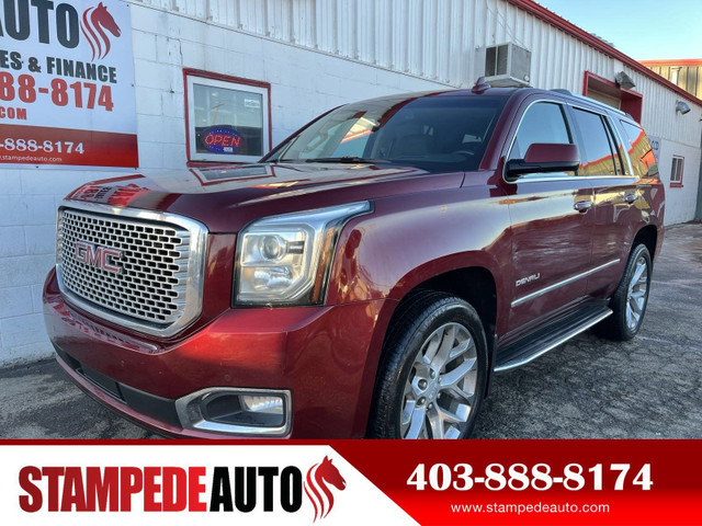 2016 GMC Yukon DENALI | 7 PASSENGER | 6.2L V8 | 4X4 in Cars & Trucks in Calgary