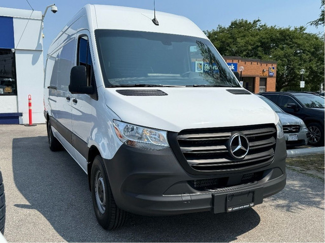 2024 Mercedes-Benz Sprinter 2500 2500|170 LongWheel Base|Divider in Cars & Trucks in City of Toronto - Image 2
