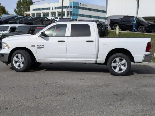 2024 Ram 1500 Classic Tradesman - 5.7L Hemi V8 - 8.4 in Cars & Trucks in Calgary - Image 5