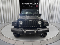 ALLOY WHEELS, SKID PLATES, TRAILER SWAY CONTROL, ILLUMINATED ENTRY, REMOTE KEYLESS ENTRY, TRACTION C... (image 6)