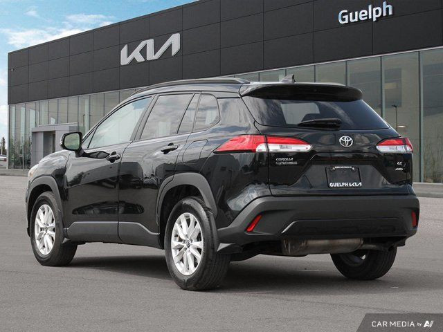 2022 Toyota Corolla Cross LE | Accident Free | in Cars & Trucks in Guelph - Image 3
