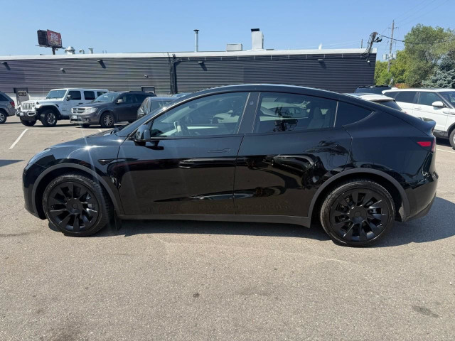 2024 Tesla Model Y Long Range 2024 Tesla model Y full self dr... in Cars & Trucks in City of Toronto - Image 3