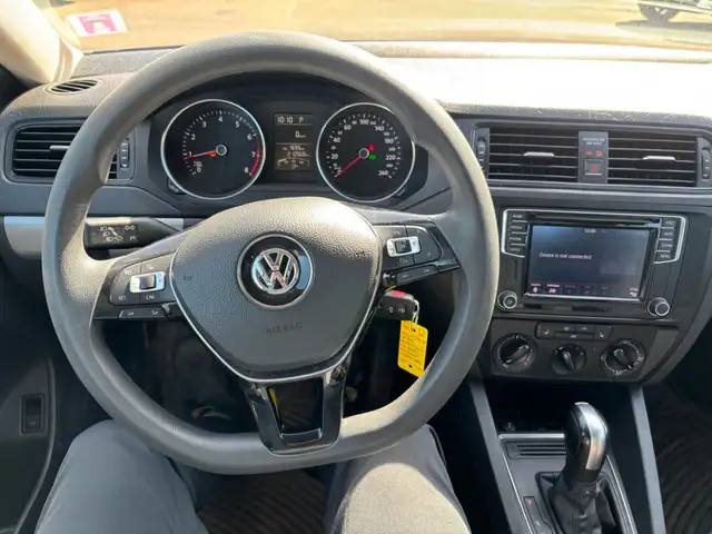 2016 Volkswagen Jetta Trendline in Cars & Trucks in Charlottetown - Image 14