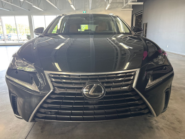 2018 Lexus NX NX 300 LUXURY NOIR SIÈGES EN CUIR BRUN TOIT OUVRAN in Cars & Trucks in Saint-Jean-sur-Richelieu - Image 3