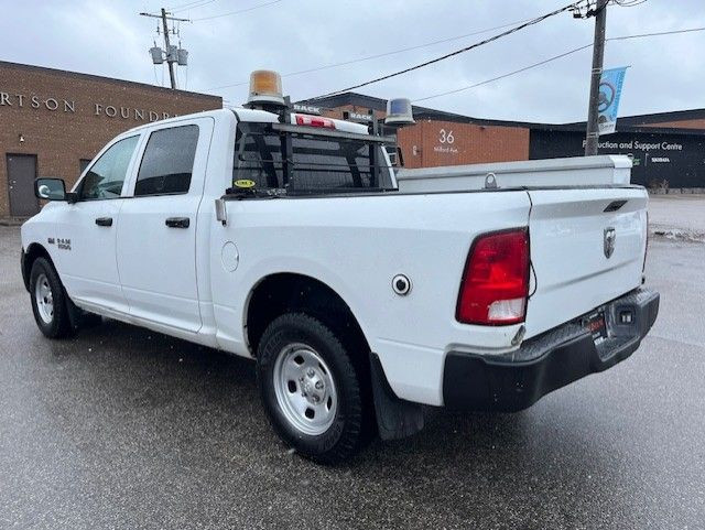 2014 Ram 1500 4WD V8 HEMI-CREW CAB-1 OWNER-CERTIFIED-WE FINANCE! in Cars & Trucks in City of Toronto - Image 3