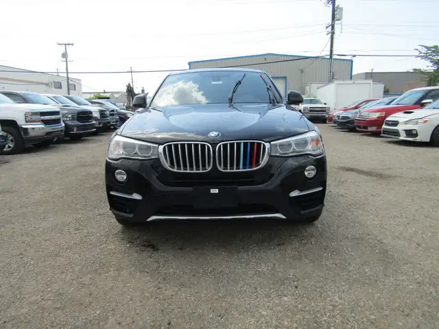 2016 BMW X4 xDrive28i 4dr All-wheel Drive Sports Activity Coupe- in Cars & Trucks in Edmonton - Image 3