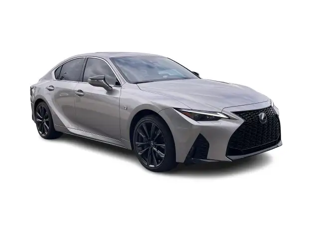 2023 Lexus IS IS 300 in Cars & Trucks in Laval / North Shore - Image 16