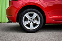Low Mileage, Sunroof, Leather Seats, Heated Seats, Rear View Camera, SiriusXM! 6 LOCATIONS KINGSTON... (image 5)