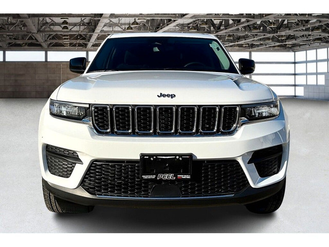 2023 Jeep Grand Cherokee Laredo | Heated Seats | SafetyTech | 4X in Cars & Trucks in Mississauga / Peel Region - Image 3