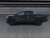 A rugged yet refined crew cab pickup with all-wheel drive and a 5.25 ft. box. The Black Edition incl... (image 4)
