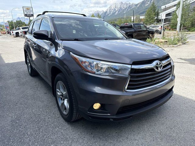 2015 Toyota Highlander Limited in Cars & Trucks in Banff / Canmore