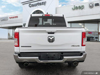 Block heater, Class IV Receiver Hitch, Emergency communication system: SiriusXM Guardian, Fully auto... (image 4)