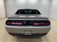 Step into the driver's seat of this sleek 2018 Dodge Challenger SXT Plus, a head-turning coupe that'... (image 4)