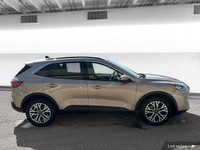 Enjoy the versatility of this 2020 Ford Escape SEL, boasting all-wheel drive for confident handling... (image 5)
