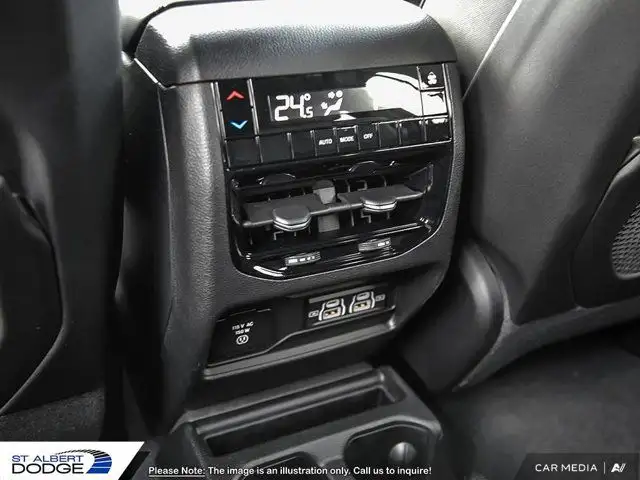 2025 Jeep Grand Cherokee L Altitude dans Autos et camions dans Saint-Albert - Image 28