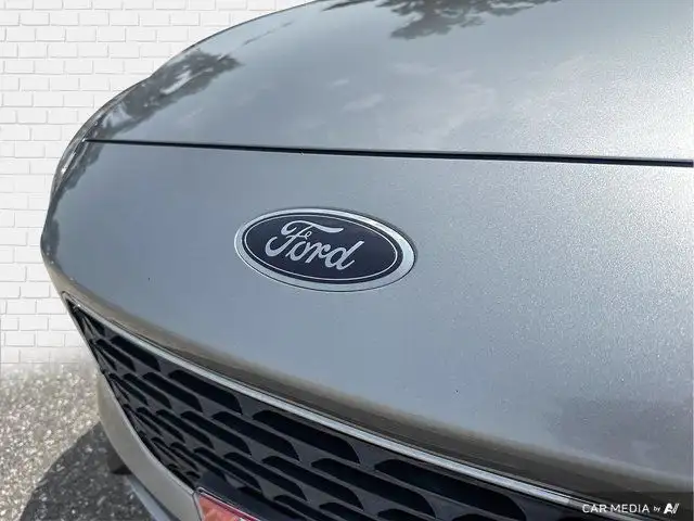 2022 Ford Escape Titanium Hybrid | Heated Seats | Remote Start in Cars & Trucks in Windsor Region - Image 14