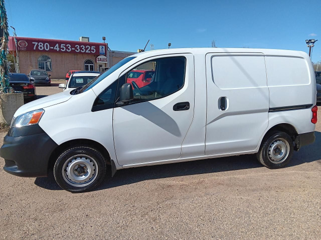 2018 Nissan NV200 SV, Automatic, BU Cam in Cars & Trucks in Edmonton - Image 4