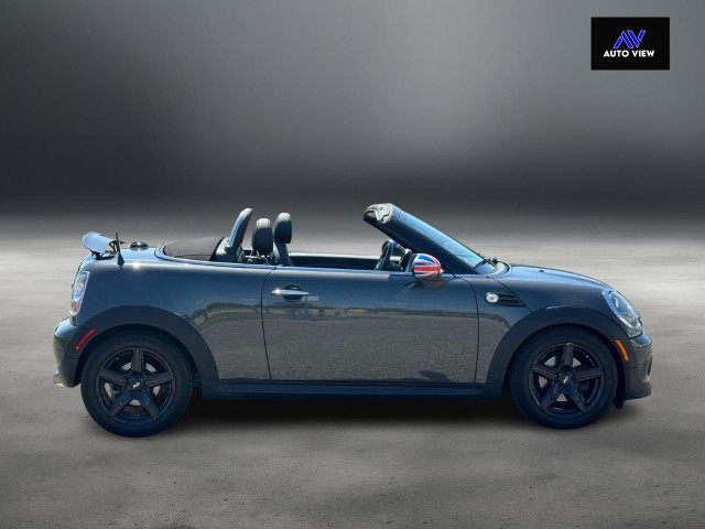 2013 MINI Cooper Roadster **CLEAN CARFAX** in Cars & Trucks in Hamilton - Image 4
