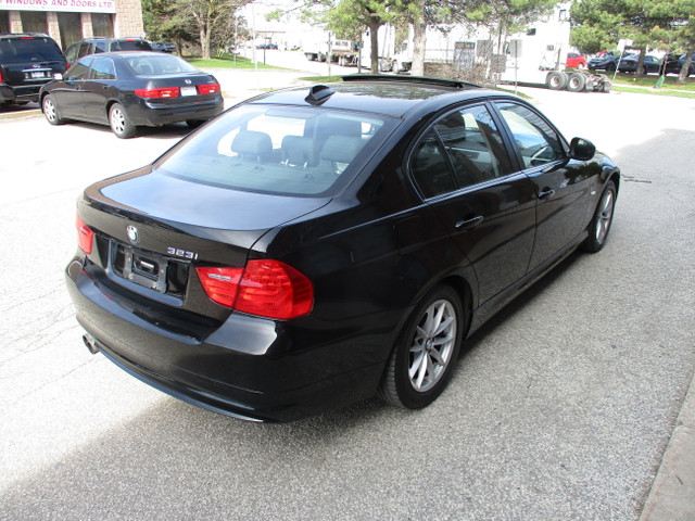 2010 BMW 3 Series 323i ***CERTIFIED | SUNROOF | LEATHER*** in Cars & Trucks in Mississauga / Peel Region - Image 4
