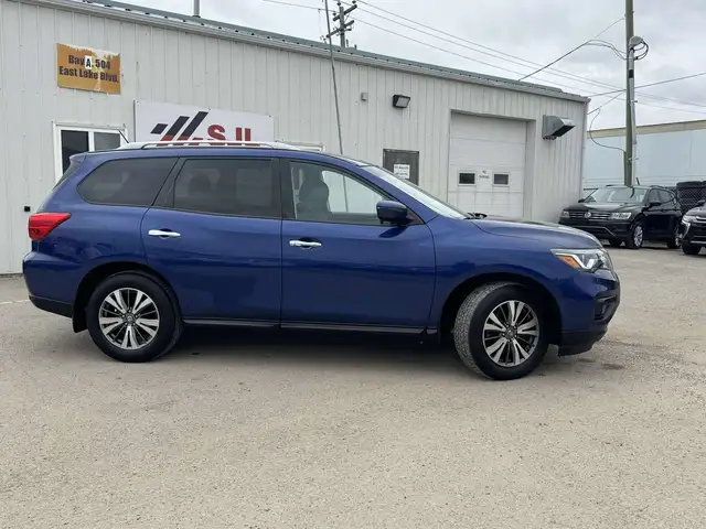 2017 Nissan Pathfinder SV62935646937987121