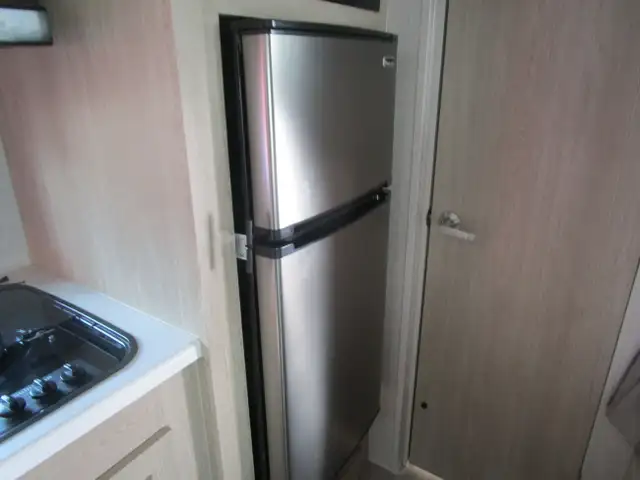 2022 Flagstaff E-PRO 19BH . in Travel Trailers & Campers in Kamloops - Image 12