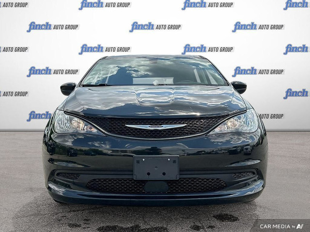2022 Chrysler Grand Caravan SXT One Owner | No Accidents | Po... in Cars & Trucks in Kitchener / Waterloo - Image 2