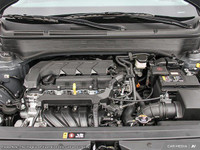 This Hyundai Venue has a trusty Regular Unleaded I-4 1.6 L/98 engine powering this Variable transmis... (image 5)