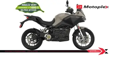 DS La DS est un trail complètement inédit. Jamais auparavant une moto de 11 kW (équivalent 125cc) n'...
