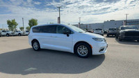 2024 Chrysler Pacifica Touring-L Command the road in this 2024 Chrysler Pacifica Touring-L, boasting... (image 6)