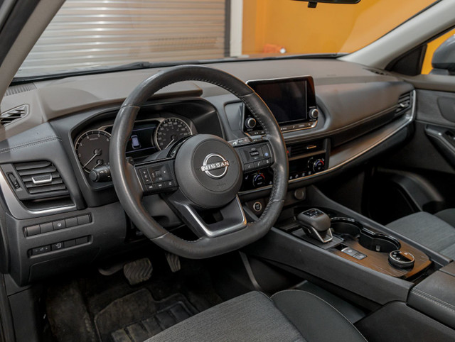 2023 Nissan Rogue SV AWD *TOIT* SIÈGES CHAUFF CAM 360 USB CARPLA dans Autos et camions  à Laurentides - Image 2