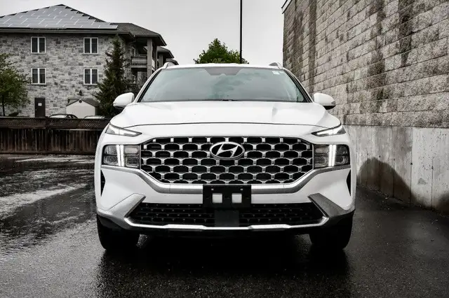 2021 Hyundai Santa Fe Preferred AWD - Heated Seats in Cars & Trucks in Kingston - Image 5