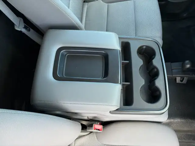 2015 Chevrolet Silverado 1500 LS 8' Box! 4x4! in Cars & Trucks in Moncton - Image 19