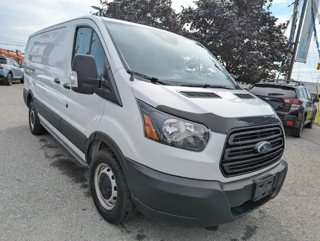 2019 Ford Transit-150 dans Autos et camions dans Ottawa - Image 16