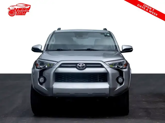 2020 Toyota 4Runner SR5 4WD, Sunroof, Alloy Wheels, Rear View Ca in Cars & Trucks in Oakville / Halton Region - Image 4