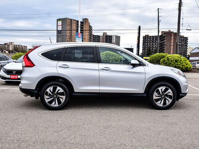2016 Honda CR-V Touring | FULLY LOADED | PWR TAILGATE | LEATHER in Cars & Trucks in Hamilton - Image 4