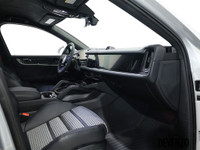 VENDU!!! Build Sheet of 157,360$ plus pdi / freight / luxury tax !! Warranty Ends 11-29-2028 , Finis... (image 8)