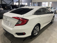 // JAMAIS ACCIDENTÉ! //Ce Honda Civic LX**MANUELLE**CAMERA RECUL**CRUISE**A/C**BLUETOOTH 2018, offer... (image 3)