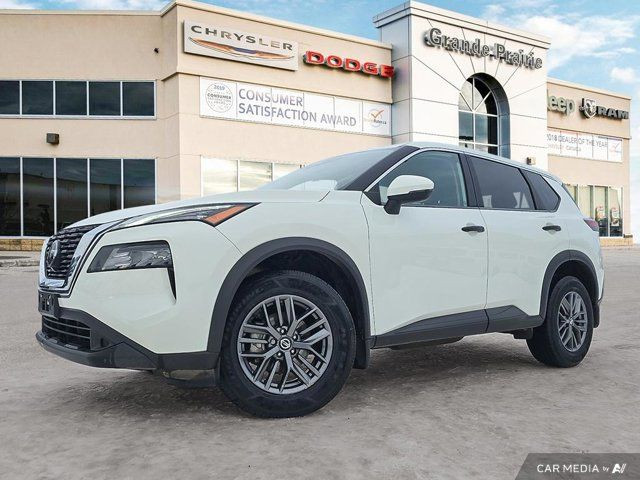 2021 Nissan Rogue S | Cloth | Heated Seats | Heated Wheel in Cars & Trucks in Grande Prairie