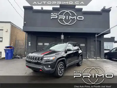 2024 Jeep Compass Trailhawk Elite 4X4 Automatique avec Sièges en Cuir Toit Panoramique Navigation GP...