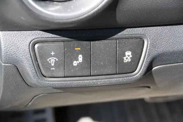 2024 KIA FORTE GT in Cars & Trucks in Oshawa / Durham Region - Image 24