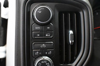 FINANCEMENT @ 4.9%, CUSTOM BLACK EDITION, MULTIPLACE(CREW CAB), 4X4, GROUPE REMOURQUAGE AVEC CONTROL... (image 8)