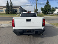 This vehicle is equipped with: 2.8L 4 cylinder turbocharged engine can tow up to 7,700 lbs Heated se... (image 3)