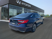 The 2018 Honda Accord Hybrid Touring is a midsize sedan that seamlessly blends efficiency, performan... (image 4)