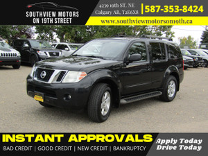 2009 Nissan Pathfinder 4X4-SUNROOF-7 PASS *FINANCING AVAILABLE*